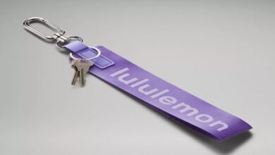 lululemon keychain